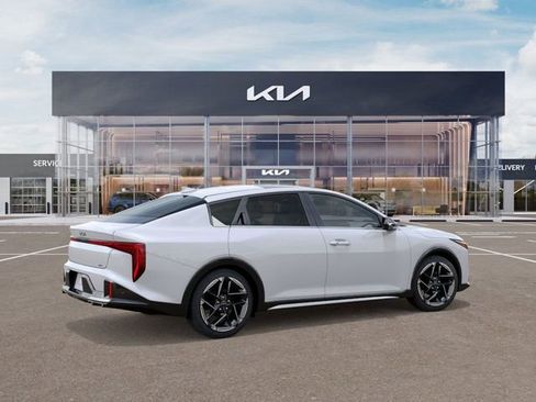 New 2026 Kia K4 GT-Line image 7