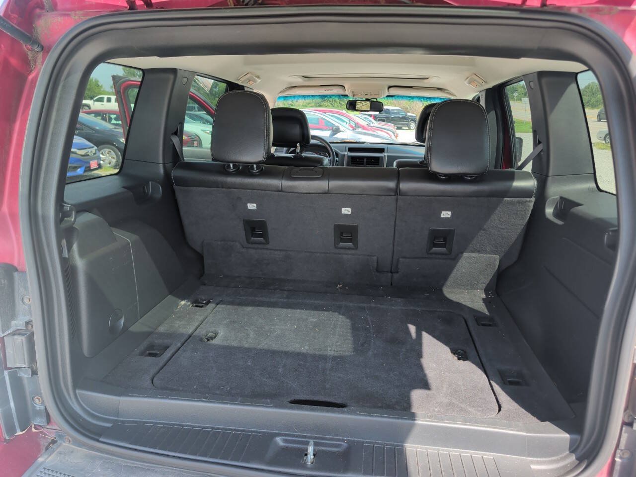 Used 2012 Jeep Liberty Sport AWD/4WD image 15