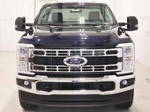 Certified 2024 Ford F250 XLT w/ FX4 Off-Road Package image 5