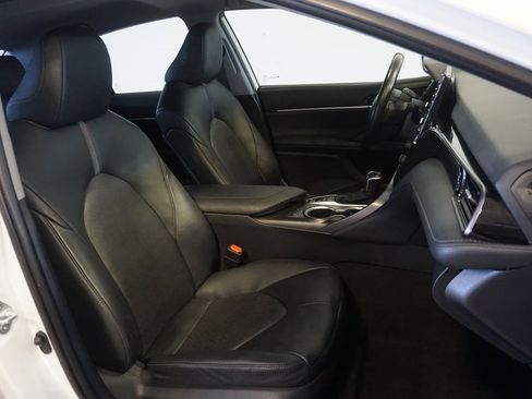 Certified 2023 Toyota Camry XLE image 25