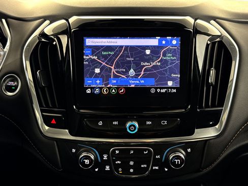 Used 2020 Chevrolet Traverse Premier AWD/4WD image 20