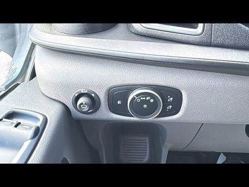 Certified 2020 Ford Transit 150 XLT AWD/4WD image 15