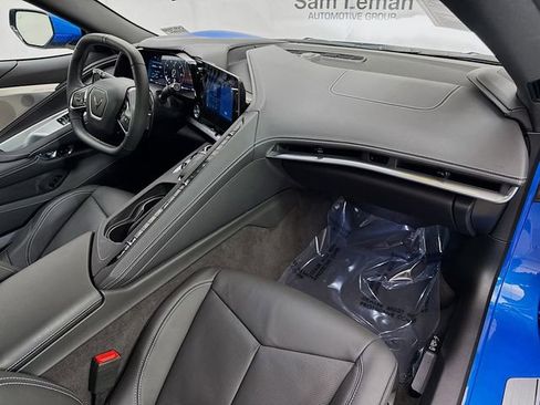 Used 2024 Chevrolet Corvette Stingray Preferred Cpe w/ 2LT image 28