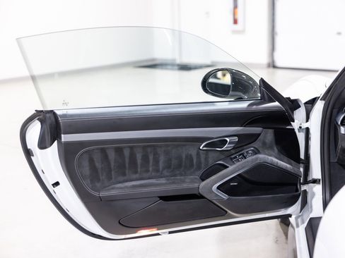 Used 2018 Porsche 911 GT3 image 28