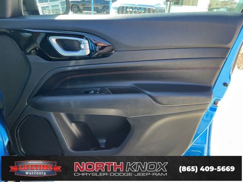 Used 2025 Jeep Compass Trailhawk w/ Trailhawk Elite Group image 27