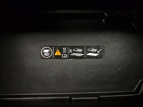 Used 2025 GMC Yukon Denali image 24