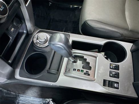 Used 2020 Toyota 4Runner SR5 Premium image 21