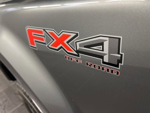 Used 2024 Ford F350 XLT image 34