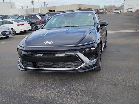 Used 2024 Hyundai Sonata SEL w/ Convenience Package image 4
