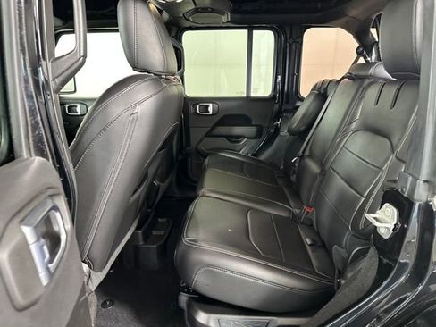 Used 2022 Jeep Wrangler Unlimited Sahara w/ Cold Weather Group image 26