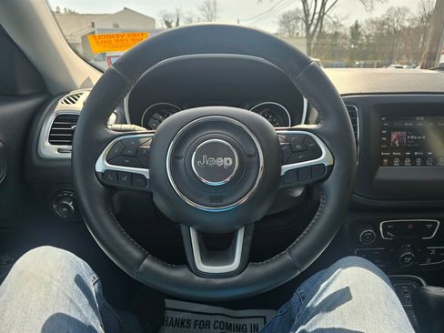 Used 2018 Jeep Compass Latitude w/ Popular Equipment Group image 6