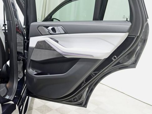 Used 2024 BMW X5 xDrive40i w/ M Sport Package image 36