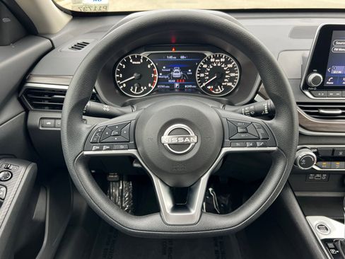 Certified 2024 Nissan Altima 2.5 SV image 24