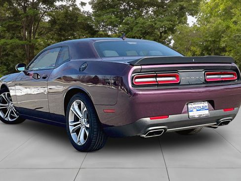 Used 2022 Dodge Challenger R/T w/ Shaker Package image 4