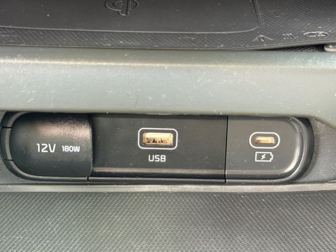Certified 2024 Kia Soul EX FWD image 31