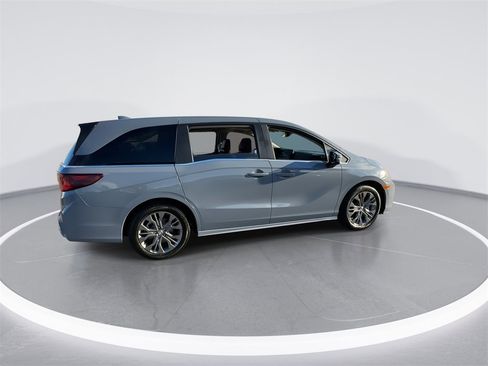 Certified 2025 Honda Odyssey Touring image 15
