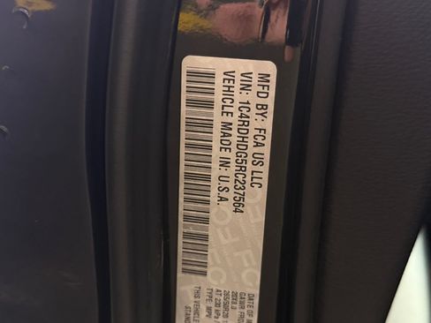 Used 2024 Dodge Durango GT RWD image 34