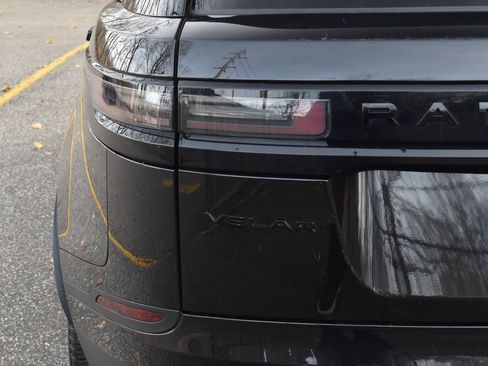 Used 2024 Land Rover Range Rover Velar S image 15