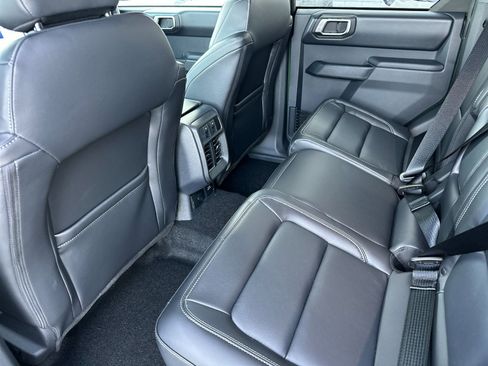 New 2025 Ford Bronco Outer Banks w/ Sasquatch Package image 12