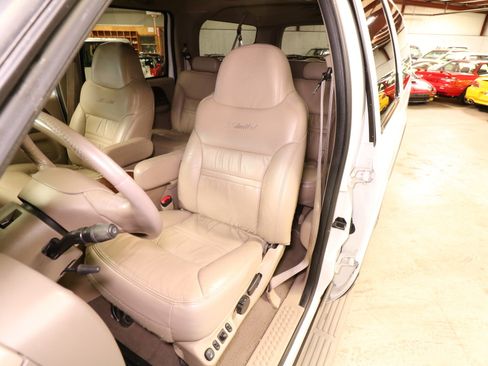 Used 2000 Ford Excursion Limited image 15