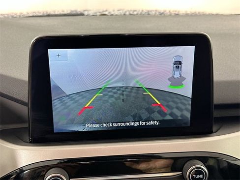 Used 2022 Ford Escape SE image 12