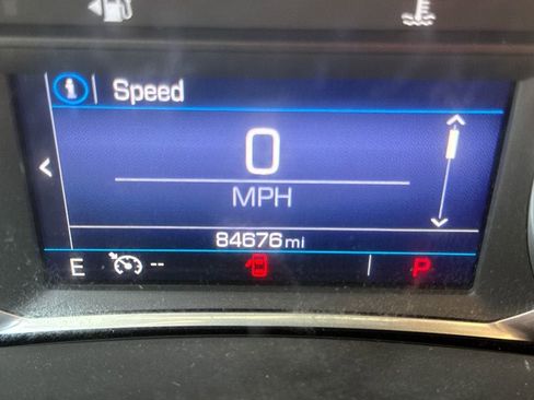 Used 2022 GMC Terrain SLE FWD image 22
