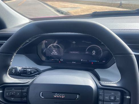 New 2026 Jeep Cherokee Laredo AWD/4WD image 22