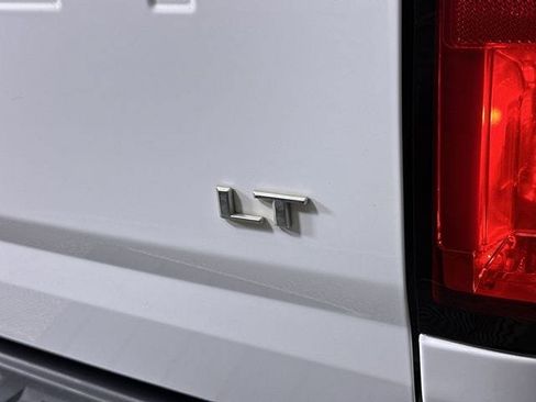 Used 2022 Chevrolet Colorado LT w/ Fleet Safety Package RWD image 33