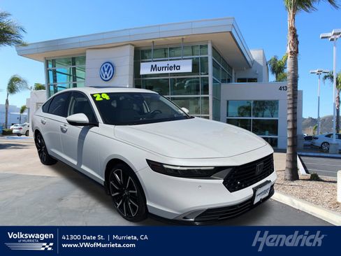 Used 2024 Honda Accord Touring image 1