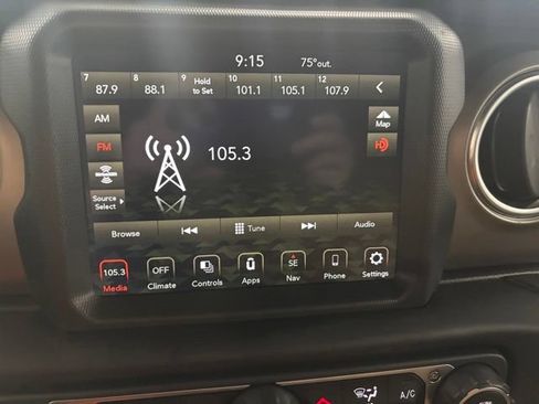 Used 2020 Jeep Wrangler Unlimited Rubicon AWD/4WD image 4