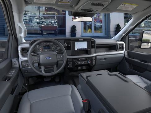 New 2025 Ford F350 XL w/ XL Chrome Package image 9