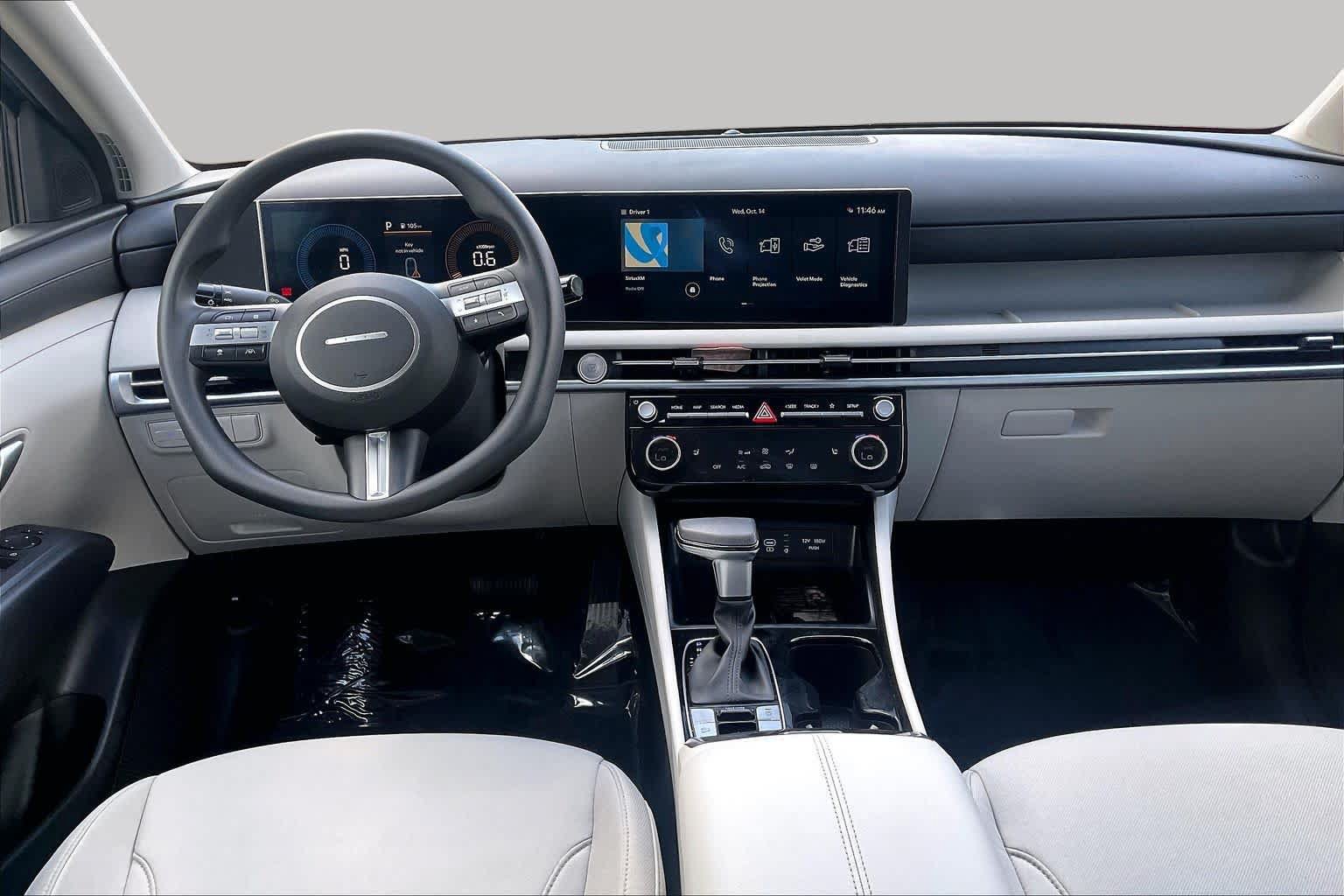 Used 2025 Hyundai Tucson SEL FWD image 16