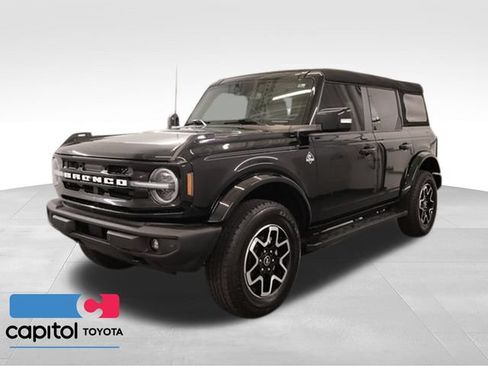Used 2023 Ford Bronco Outer Banks AWD/4WD image 5