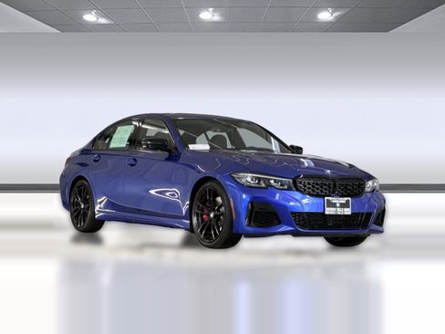 Used 2022 BMW M340i w/ Premium Package RWD image 7