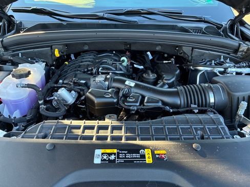 New 2025 Jeep Grand Cherokee image 21