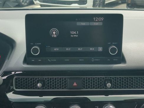 Used 2025 Honda Civic Sport image 18