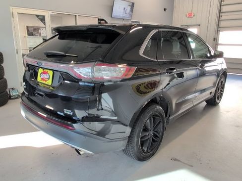 Used 2017 Ford Edge SEL w/ Canadian Touring Package AWD/4WD image 5