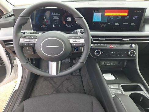 New 2026 Hyundai Sonata SEL image 9