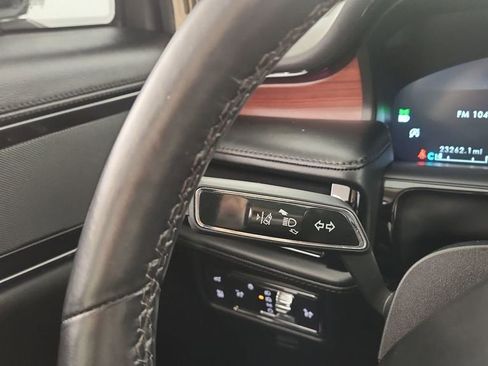 Used 2022 Lincoln Nautilus Reserve image 20