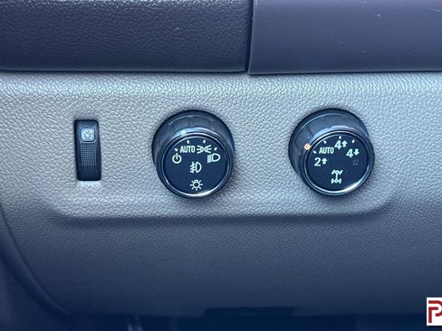 Used 2016 GMC Canyon SLT w/ Driver Alert Package image 30