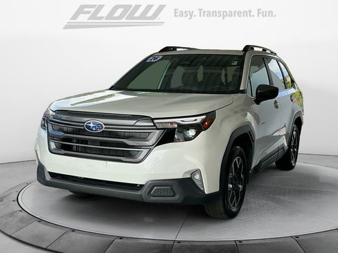 Used 2026 Subaru Forester Premium AWD/4WD image 3