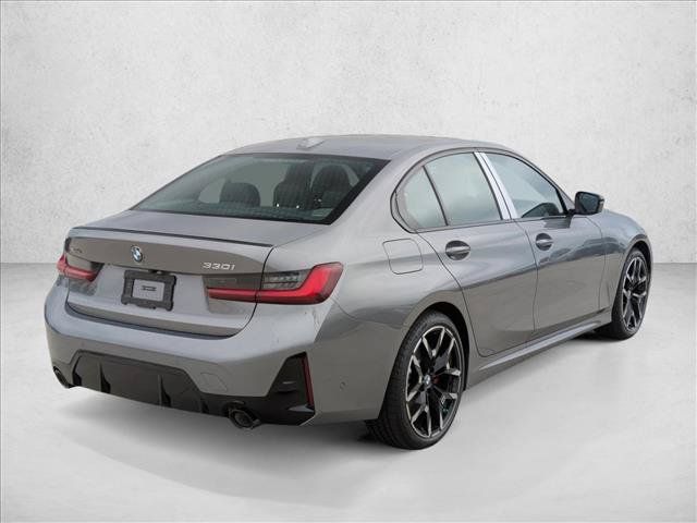 Used 2026 BMW 330i xDrive Sedan w/ M Sport Package AWD/4WD image 2