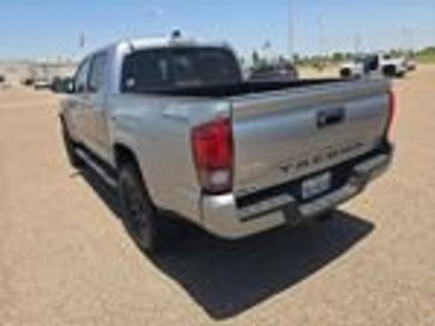 Used 2023 Toyota Tacoma SR AWD/4WD image 10