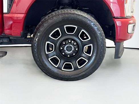 Used 2024 Ford F350 Platinum AWD/4WD image 36