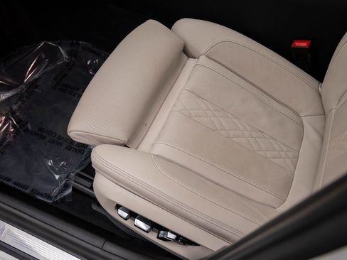 Used 2023 BMW 540i xDrive w/ M Sport Package image 14