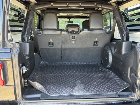 Used 2021 Jeep Wrangler Unlimited Rubicon AWD/4WD image 21