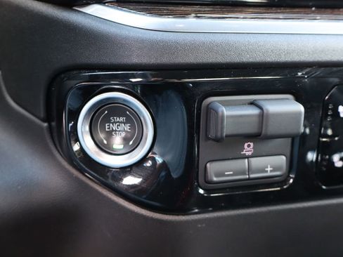 Used 2025 GMC Sierra 1500 Elevation AWD/4WD image 20