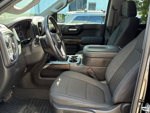 Used 2022 GMC Sierra 1500 Elevation w/ Preferred Package AWD/4WD image 16