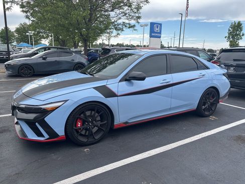 Used 2025 Hyundai Elantra N FWD image 1