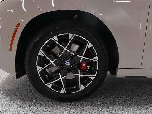Certified 2025 BMW X3 xDrive30i w/ Premium Package AWD/4WD image 5